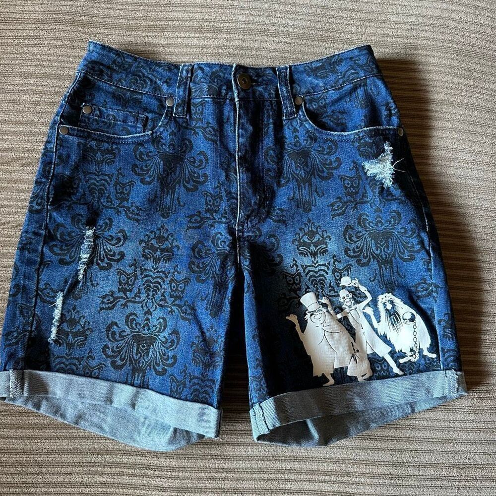 Disney hitchhiking ghosts denim shorts xs